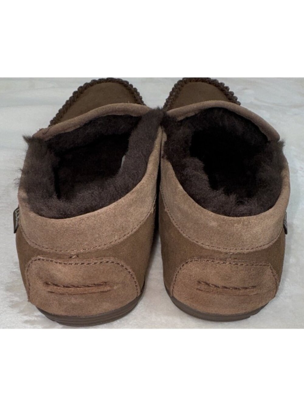 L.L.BEAN Men's Wicked Good Slippers Chocolate Brown Size 12 Lamb Fur - Picture 5 of 8
